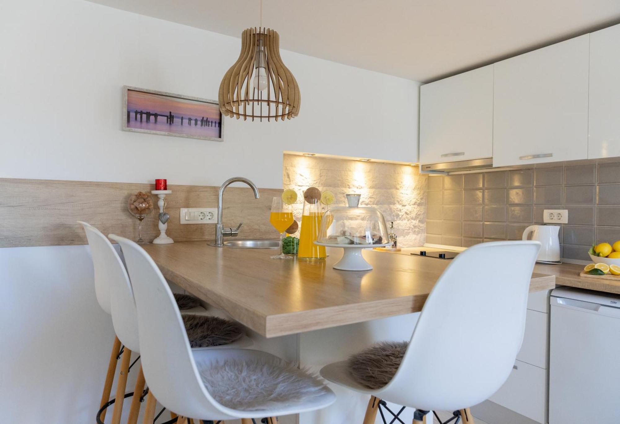 Central Split Rooms And Apartments Paese Bagian luar foto