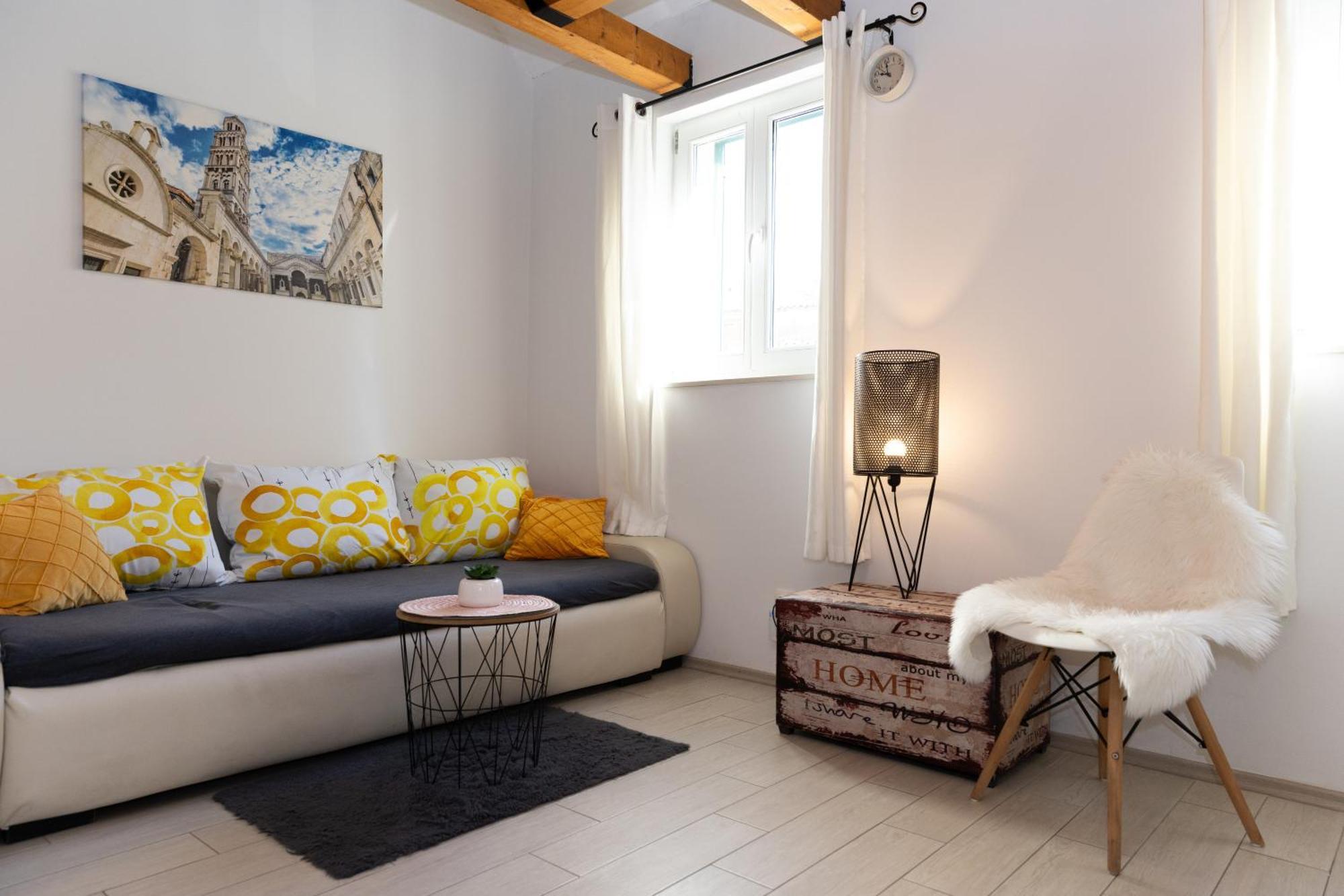 Central Split Rooms And Apartments Paese Bagian luar foto