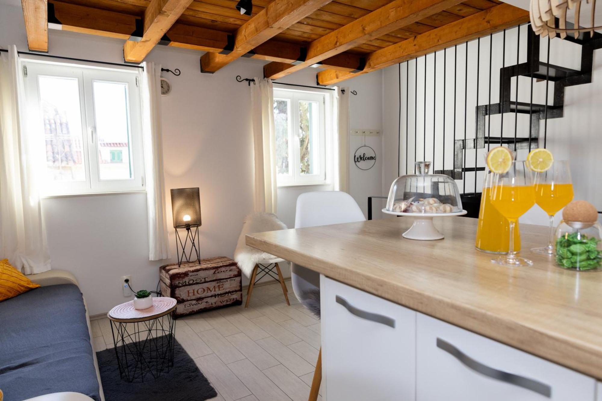 Central Split Rooms And Apartments Paese Bagian luar foto
